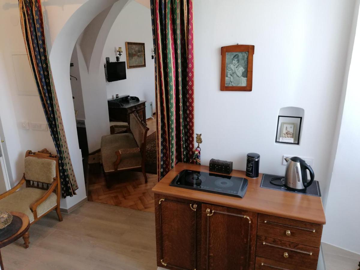 Gothic House Apartments Kremnica Buitenkant foto