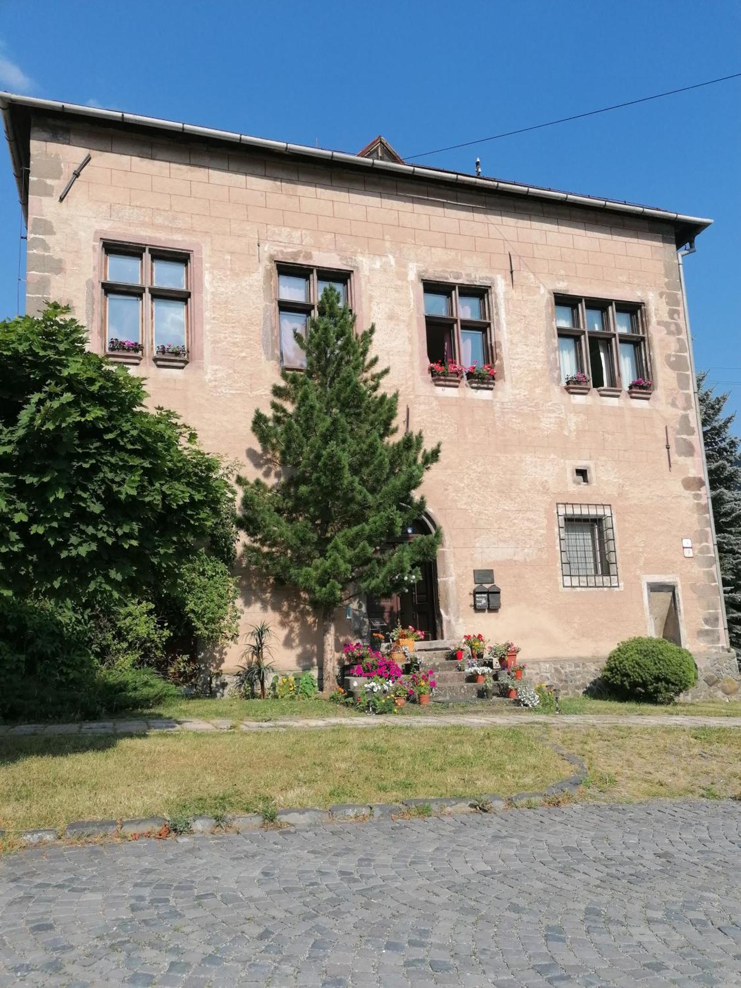 Gothic House Apartments Kremnica Buitenkant foto